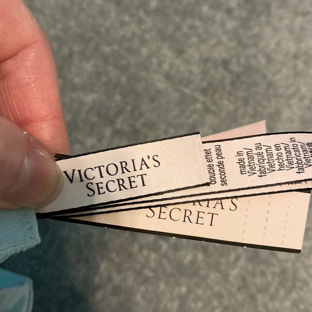 Victoria’s Secret NWT T-Shirt Lightly Lined Wireless Bra 32c - Picture 3 of 5